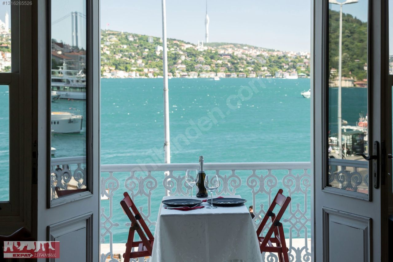 Gorgeous Sea-View Apartment in Arnavutköy
